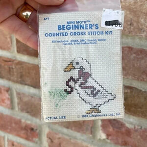 Mini Motif Counted Cross Stitch for Beginners 1987 Duck Goose Retro NEW Kit